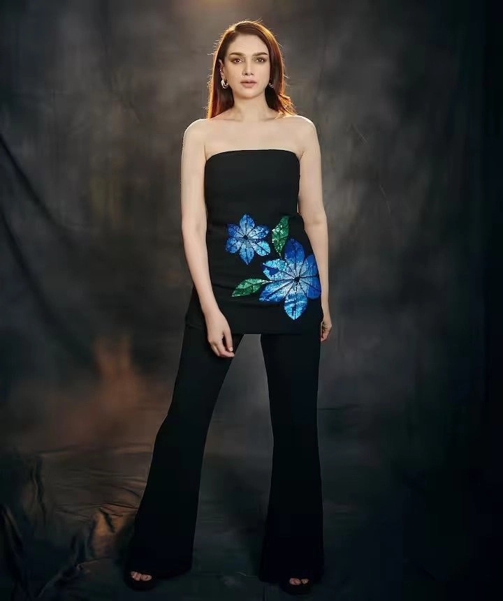 Fashion: ઉનાળાની ઋતુમાં સ્ટાઈલિશ દેખાશે આ પ્રકારના કો-ઓર્ડ ડ્રેસ https://www.pravinews.com/lifestyle/fashion-news/fashion-this-type-of-co-ord-dress-will-look-stylish-in-the-summer-season-3600