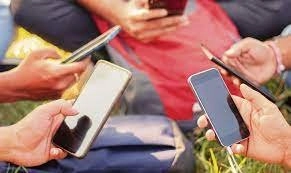 Mobile Users : ચૂંટણી બાદ મોબાઈલ યુઝર્સને લાગશે તગડો ઝટકો, રિચાર્જ માટે હવે કરવું પડશે આવું કામ https://www.pravinews.com/technology/mobile-users-may-have-to-pay-25-percent-more-for-plans-after-general-elections-8129