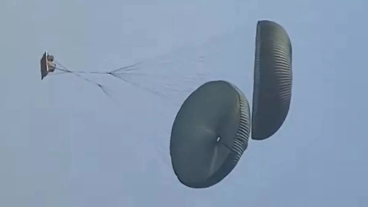 Indian Airforce : ભારતીય વાયુસેનાએ પોર્ટેબલ હોસ્પિટલનું કર્યું સફળ પરીક્ષણ, જાણો શું થશે તેનાથી શું ફાયદો 3 Indian Airforce : ભારતીય વાયુસેનાએ પોર્ટેબલ હોસ્પિટલનું કર્યું સફળ પરીક્ષણ, જાણો શું થશે તેનાથી શું ફાયદો https://www.pravinews.com/world-news-in-gujarati/indian-air-force-successfully-tested-portable-hospital-know-here-what-will-be-the-benefit-from-it-8289