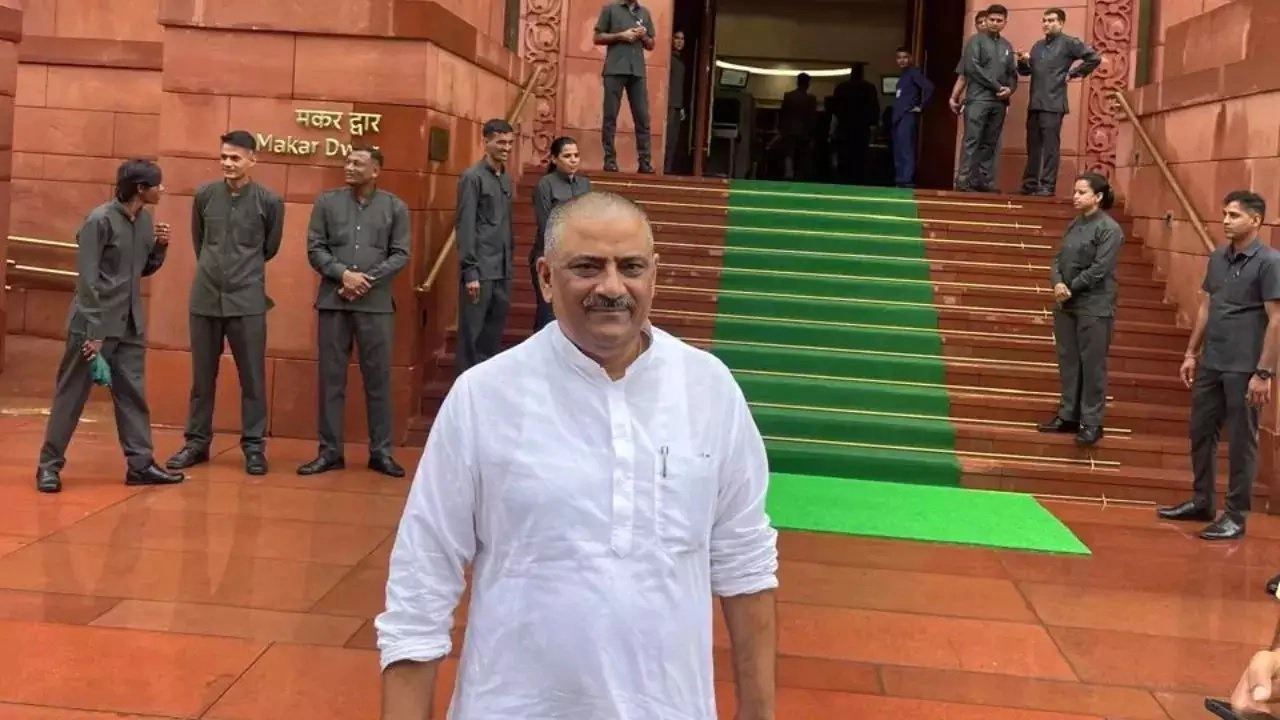 National News : JDUના કાર્યકારી અધ્યક્ષ તરીકે થઇ સંજય ઝાની નિમણુંક, NDA માટે આપ્યો એવો સંદેશ 2 National News : JDUના કાર્યકારી અધ્યક્ષ તરીકે થઇ સંજય ઝાની નિમણુંક, NDA માટે આપ્યો એવો સંદેશ https://www.pravinews.com/world-news-in-gujarati/sanjay-jha-appointed-as-jdu-working-president-message-for-nda-too-bihar-assembly-election-16474