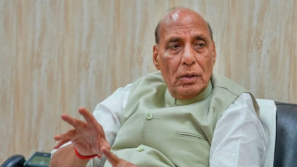 Rajnath Singh : સંસદ સત્ર પહેલા રક્ષા મંત્રી રાજનાથ સિંહના નિવાસસ્થાને આજે મોટી બેઠક, આ મુદ્દાઓ પર ચર્ચા થઈ શકે છે 2 Rajnath Singh : સંસદ સત્ર પહેલા રક્ષા મંત્રી રાજનાથ સિંહના નિવાસસ્થાને આજે મોટી બેઠક, આ મુદ્દાઓ પર ચર્ચા થઈ શકે છે https://www.pravinews.com/world-news-in-gujarati/a-meeting-of-group-of-ministers-to-take-place-at-defence-minister-rajnath-singh-residence-13322