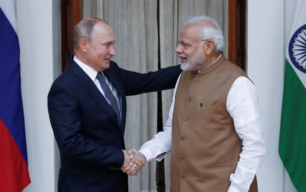 India-Russia: કંઈક આવી છે ભારત અને રશિયાની દોસ્તી 3 India-Russia: કંઈક આવી છે ભારત અને રશિયાની દોસ્તી https://www.pravinews.com/world-news-in-gujarati/how-india-russia-corridor-helping-friendship-and-economy-15871