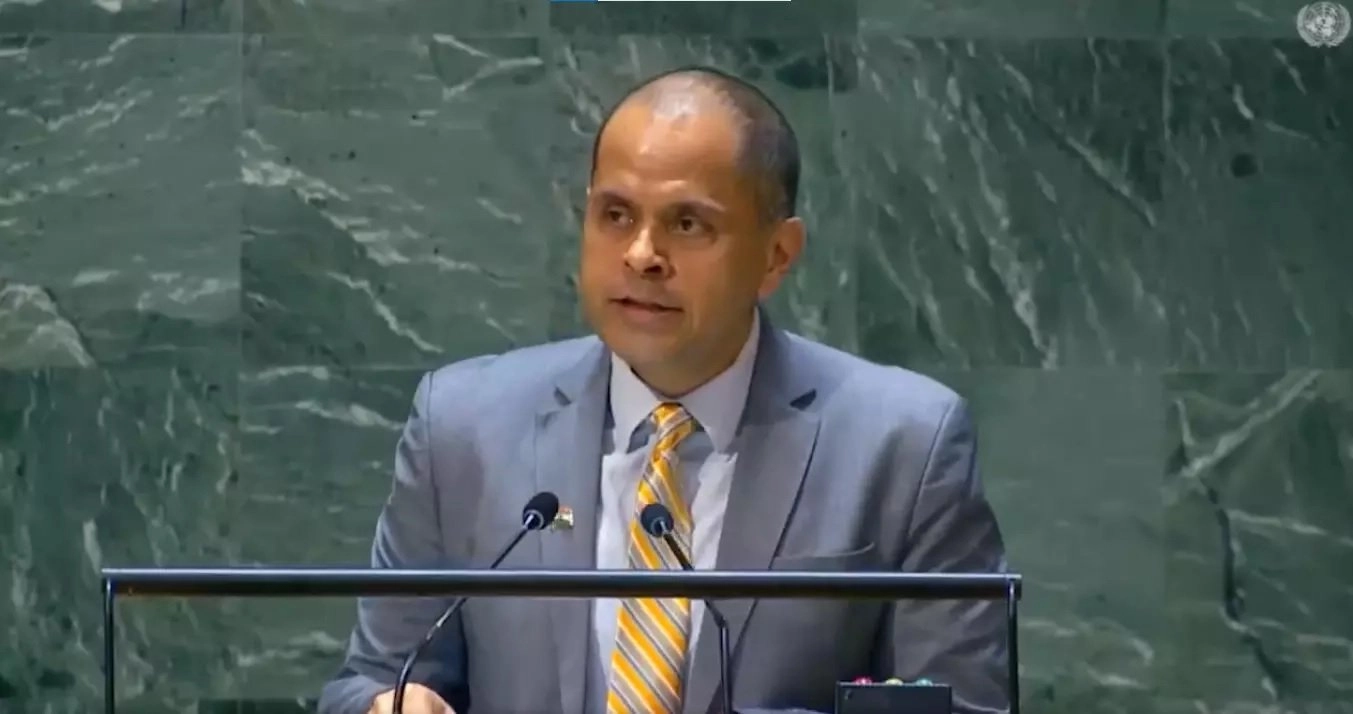 United Nations : ફરી ઉડ્યા ઇજ્જતના ધજાગરા! કાશ્મીરનો ઉલ્લેખ કરીને પાકિસ્તાન ફસાઈ ગયું 2 United Nations : ફરી ઉડ્યા ઇજ્જતના ધજાગરા! કાશ્મીરનો ઉલ્લેખ કરીને પાકિસ્તાન ફસાઈ ગયું https://www.pravinews.com/international-news/india-slams-pakistan-for-baseless-and-deceitful-narratives-on-kashmir-at-united-nations-general-assembly-15369