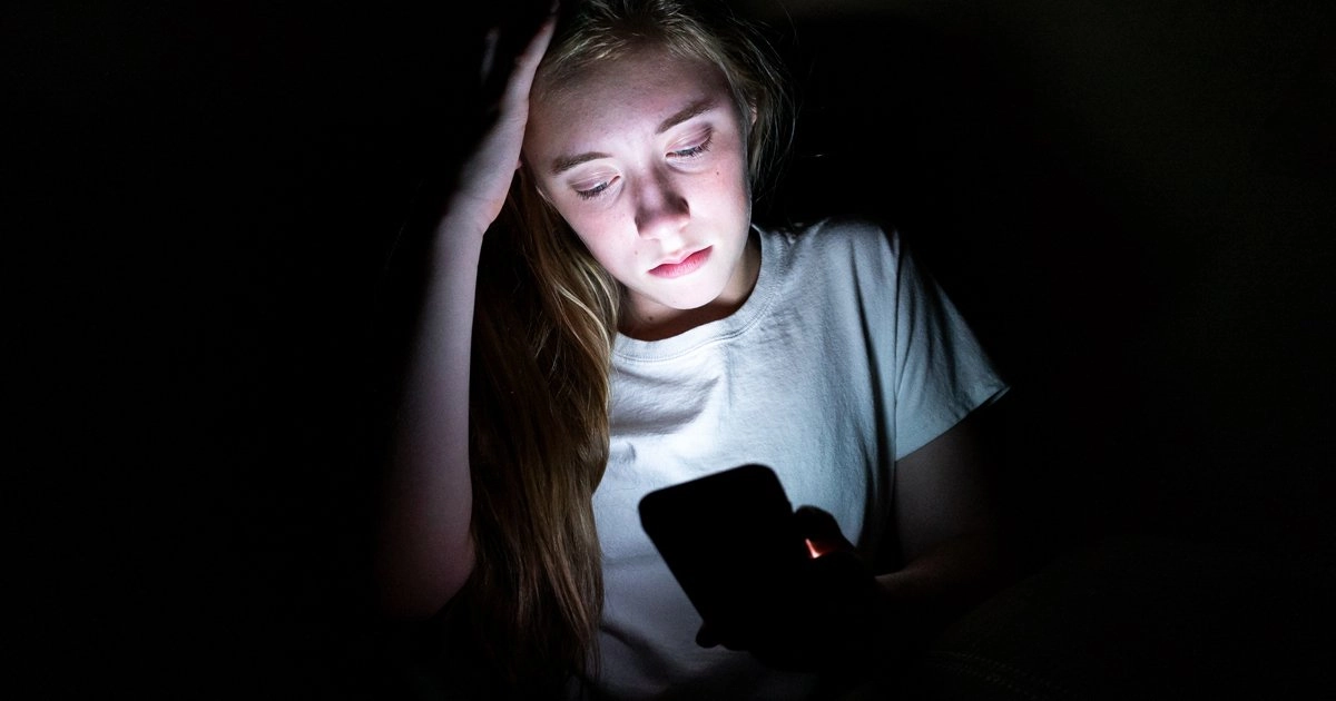 Mental Health : માનસિક સ્વાસ્થ્ય માટે ખતરનાક છે સોશ્યિલ મીડિયા, થઇ શકે છે આ બીમારી 2 Mental Health : માનસિક સ્વાસ્થ્ય માટે ખતરનાક છે સોશ્યિલ મીડિયા, થઇ શકે છે આ બીમારી https://www.pravinews.com/lifestyle/health-fitness/social-media-affect-mental-health-increases-depression-and-loneliness-14104