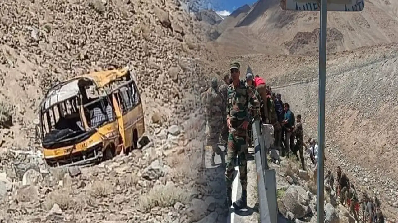 National News: લેહમાં ભયાનક અકસ્માત, મુસાફરોથી ભરેલી બસ 200 મીટર ઊંડી ખાઈમાં પડી, અનેકના મોત https://www.pravinews.com/world-news-in-gujarati/leh-bus-accident-many-passengers-died-and-injured-after-a-bus-fell-into-a-200-metre-deep-gorge-31516