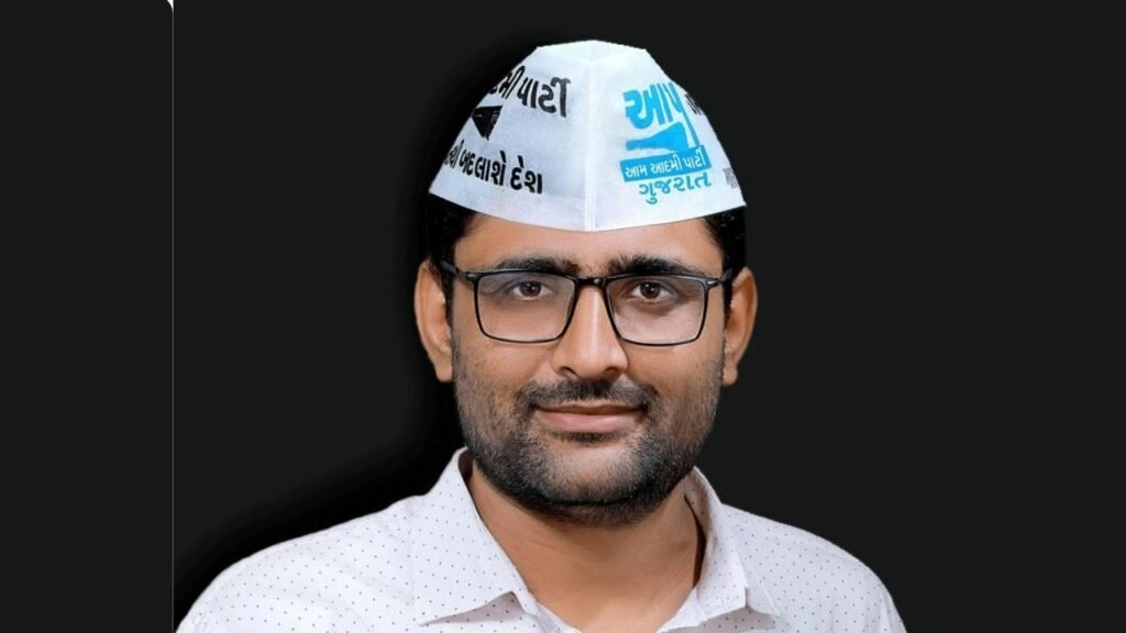 AAP નેતાએ ભાજપ સરકારને લઈને કર્યો આવો મોટો દાવો, એક્સ પર પોસ્ટ કરી આપી માહિતી 2 AAP નેતાએ ભાજપ સરકારને લઈને કર્યો આવો મોટો દાવો, એક્સ પર પોસ્ટ કરી આપી માહિતી https://www.pravinews.com/gujarat-news/aap-leader-gopal-italia-claims-he-got-promotion-9-years-after-resignation-in-gujarat-police-34099