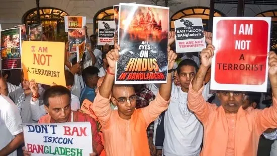 બાંગ્લાદેશ સરકાર ચિન્મય દાસને છોડવા માંગતી નથી, વકીલે કર્યો મોટો દાવો https://www.pravinews.com/world-news-in-gujarati/bangladesh-doesnt-want-to-release-chinmay-das-advocate-claims-41447