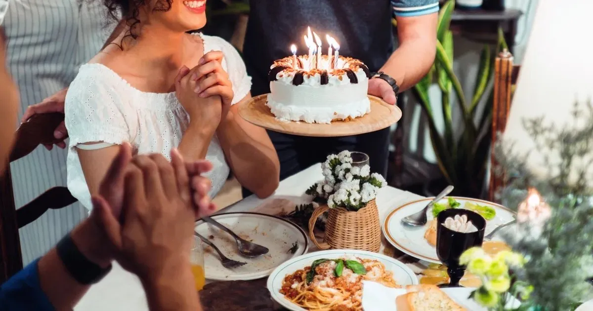 તમારા શ્રેષ્ઠ મિત્રને તેના જન્મદિવસ પર શુભેચ્છા પાઠવવા માંગો છો,તો અહીં સુંદર સંદેશ જુઓ. https://www.pravinews.com/lifestyle/story-happy-birthday-wishes-for-best-friend-41327