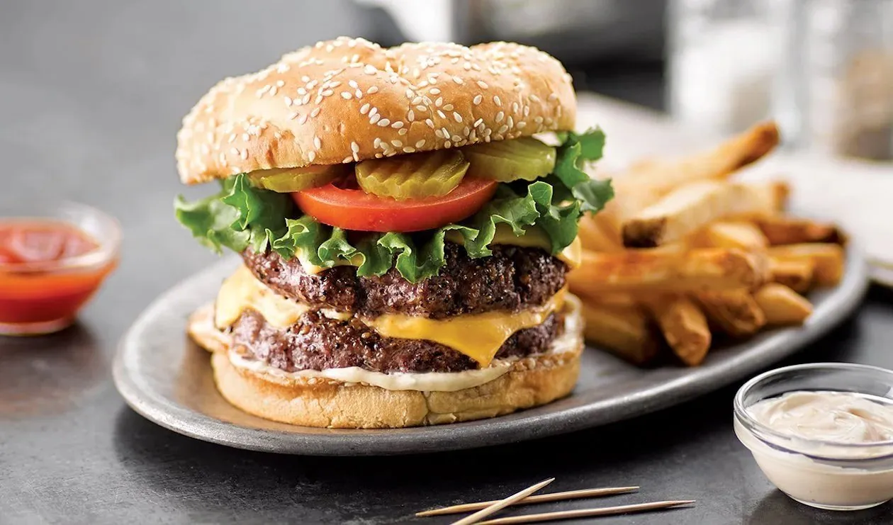 નવા વર્ષના પહેલા દિવસે બપોરના ભોજન માટે આ વિદેશી વાનગીઓ તૈયાર કરો, બાળકોથી લઈને મોટાઓ સુધી દરેક તેને ઉત્સાહથી ખાશે. https://www.pravinews.com/lifestyle/new-year-2025-special-lunch-dishes-list-in-hindi-easy-to-make-recipe-for-lunch-80656