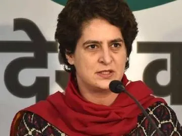 કોણ છે આગ્રાના અરુણ વાલ્મીકિ? જેનો સાંસદ પ્રિયંકા ગાંધીએ ભાષણમાં ઉલ્લેખ કર્યો https://www.pravinews.com/world-news-in-gujarati/priyanka-gandhi-agra-arun-valmiki-lok-sabha-69537