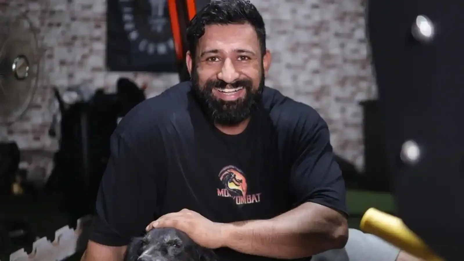 બિગ બોસ 18નો અસલી 'માસ્ટર માઈન્ડ' કોણ? જેણે એક જ દિવસમાં રમત બદલી નાખી 2 બિગ બોસ 18નો અસલી 'માસ્ટર માઈન્ડ' કોણ? જેણે એક જ દિવસમાં રમત બદલી નાખી https://www.pravinews.com/entertainment/bigg-boss-18-real-mastermind-exposed-rajat-dalal-dominating-whole-house-67959