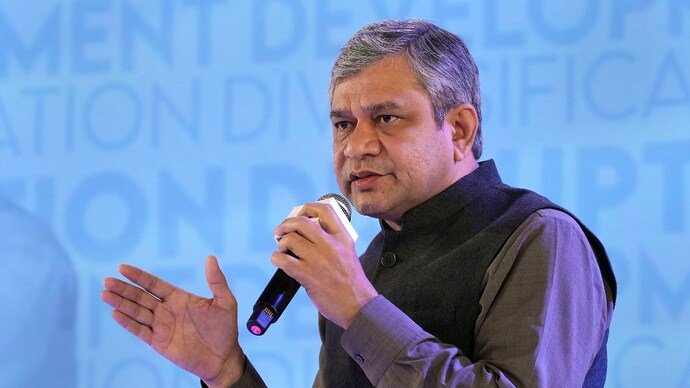 'જરૂર પડે તો હડતાળ પર બેસો...' ,અશ્વિની વૈષ્ણવે લોકસભામાં શશિ થરૂરને આવી સલાહ કેમ આપી? 2 'જરૂર પડે તો હડતાળ પર બેસો...' ,અશ્વિની વૈષ્ણવે લોકસભામાં શશિ થરૂરને આવી સલાહ કેમ આપી? https://www.pravinews.com/world-news-in-gujarati/why-ashwini-vaishnaw-to-shashi-tharoor-said-in-lok-sabha-if-needed-sit-on-dharna-63886