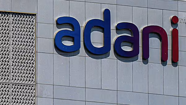 અદાણી પોર્ટ્સે ત્રીજા ક્વાર્ટરમાં ₹2,520.26 કરોડનો નફો કર્યો, જાણો આવકમાં શું વધારો થયો? https://www.pravinews.com/business/adani-ports-q3-results-company-profit-rises-by-14-12-percent-to-rs-2520-26-crore-check-full-details-97834