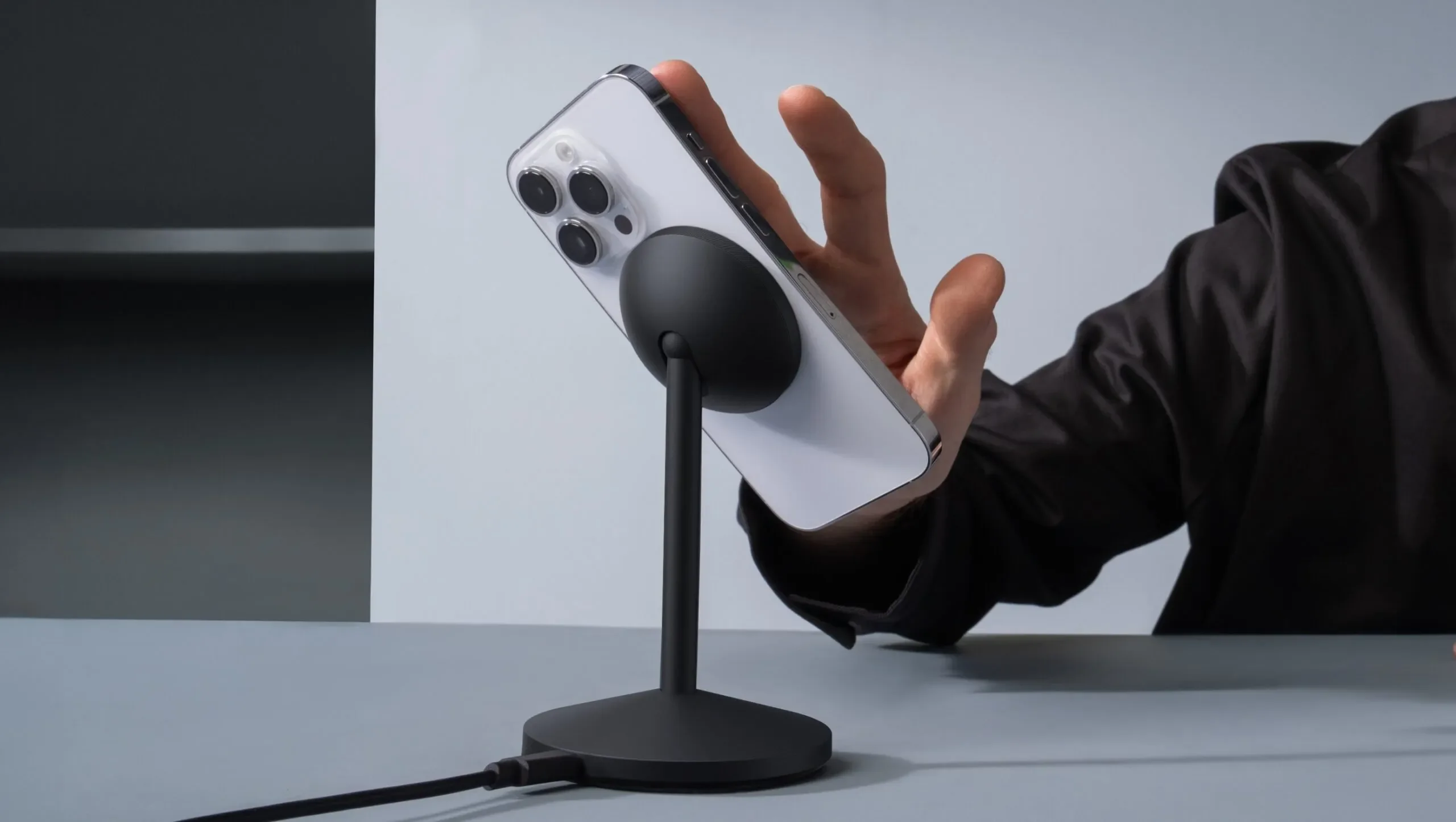 એન્ડ્રોઇડ યુઝર્સ, આનંદ કરો... ફોન વાયરલેસ રીતે તરત જ ચાર્જ થશે, CES 2025માં મોટી જાહેરાત 3 એન્ડ્રોઇડ યુઝર્સ, આનંદ કરો... ફોન વાયરલેસ રીતે તરત જ ચાર્જ થશે, CES 2025માં મોટી જાહેરાત https://www.pravinews.com/business/budget/android-qi2-wireless-charging-ces-2025-announcement-samsung-google-iphone-magsafe-85221