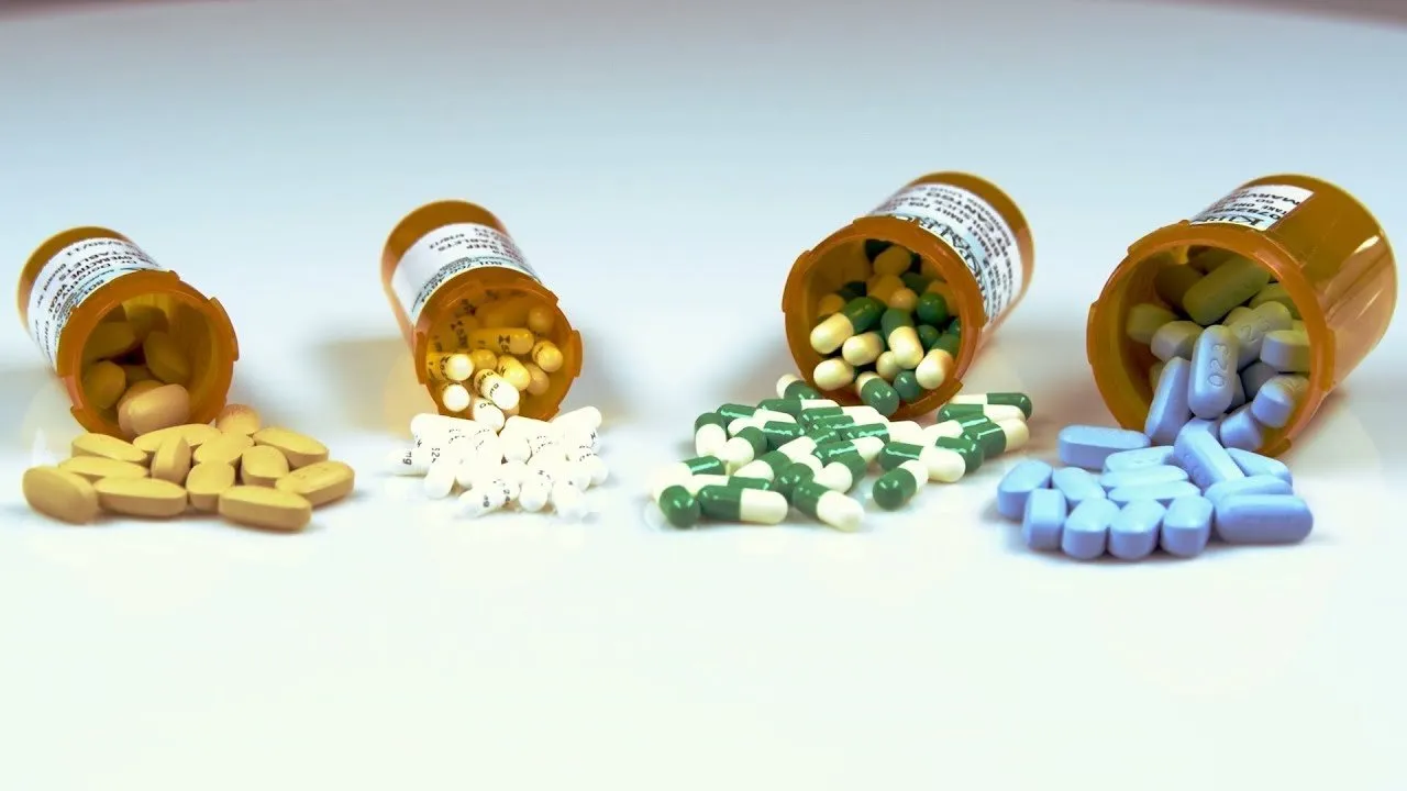 શું તમે નકલી દવાઓ તો નથી લઈ રહ્યાને? આ રીતે ઓળખો 2 શું તમે નકલી દવાઓ તો નથી લઈ રહ્યાને? આ રીતે ઓળખો https://www.pravinews.com/lifestyle/tips-to-identify-counterfeit-fake-medicines-87988