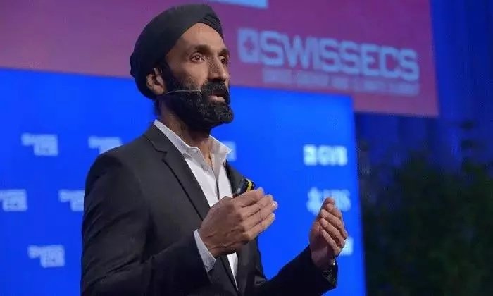 આ વ્યક્તિની સેલેરી સાંભળીને બધા ચોંકી ગયા! કોણ છે જગદીપ સિંહ? 2 આ વ્યક્તિની સેલેરી સાંભળીને બધા ચોંકી ગયા! કોણ છે જગદીપ સિંહ? https://www.pravinews.com/trending/viral-news/who-is-jagdeep-singh-india-origin-techie-earning-48-crore-rupees-per-day-83753