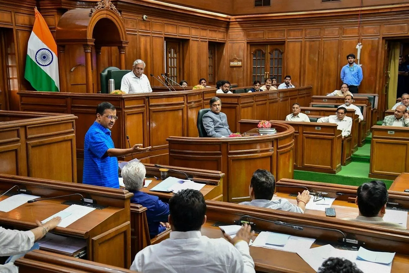 દિલ્હીમાં ફોટા પર વિવાદ વધ્યો, આંબેડકર માટે AAPનો હલ્લાબોલ, આતિશી સહિત ઘણા ધારાસભ્યોને સસ્પેન્ડ કરાયા https://www.pravinews.com/world-news-in-gujarati/atishi-marlena-and-aap-mlas-suspended-from-delhi-vidhan-sabha-108812