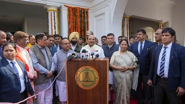 CAG રિપોર્ટ પર AAPની પહેલી પ્રતિક્રિયા, ગોપાલ રાયે કહ્યું, 'અમે બધી તપાસ માટે તૈયાર છીએ' 2 CAG રિપોર્ટ પર AAPની પહેલી પ્રતિક્રિયા, ગોપાલ રાયે કહ્યું, 'અમે બધી તપાસ માટે તૈયાર છીએ' https://www.pravinews.com/world-news-in-gujarati/delhi-assembly-session-gopal-rai-on-cag-report-tabled-today-by-ruling-bjp-109036