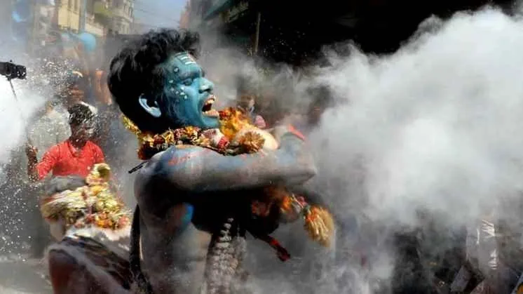 બનારસમાં મસાન હોળી ક્યારે ઉજવવામાં આવશે, આ પરંપરા કેવી રીતે શરૂ થઈ? 2 બનારસમાં મસાન હોળી ક્યારે ઉજવવામાં આવશે, આ પરંપરા કેવી રીતે શરૂ થઈ? https://www.pravinews.com/religion/astrology/kab-hai-masan-holi-2025-masan-holi-significance-and-history-108403