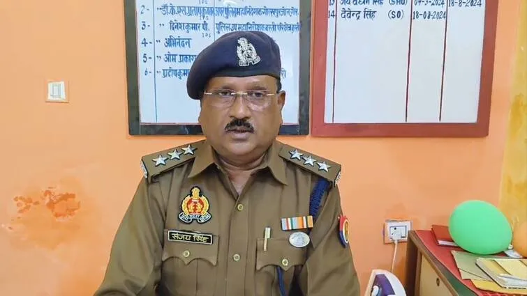 બસ્તીમાં ગુંડાઓનો આતંક, UPSC ઉમેદવાર અને પત્રકારના પરિવાર પર જીવલેણ હુમલો 3 બસ્તીમાં ગુંડાઓનો આતંક, UPSC ઉમેદવાર અને પત્રકારના પરિવાર પર જીવલેણ હુમલો https://www.pravinews.com/world-news-in-gujarati/miscreants-attack-on-upsc-aspirant-and-journalist-in-basti-103740