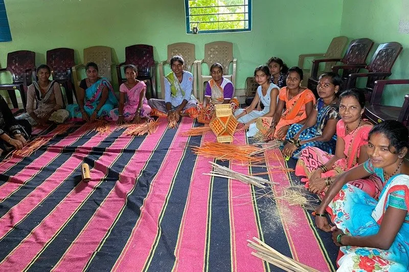 આ ભારતીય મહિલાને 'વાંસની રાણી' કહેવામાં આવે છે, જાણો નમિતા નામદેવની કથા https://www.pravinews.com/top-news/who-is-namita-namdev-from-tetwali-maharashtra-bamboo-kandils-success-story-104440