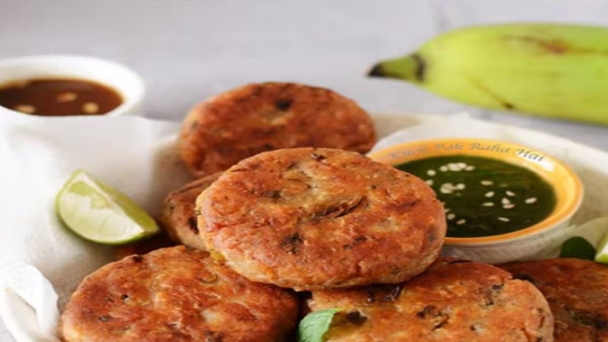 નવરાત્રીના ઉપવાસ દરમિયાન બનાવો આ સ્વાદિષ્ટ વાનગીઓ, સ્વાદની સાથે સાથે તમારું સ્વાસ્થ્ય પણ સારું રહેશે https://www.pravinews.com/food/navratri-vrat-2025-recipe-tips-to-make-tasty-and-healthy-banana-tikki-for-navratri-fast-kele-ki-tikki-kaise-banaye-118393