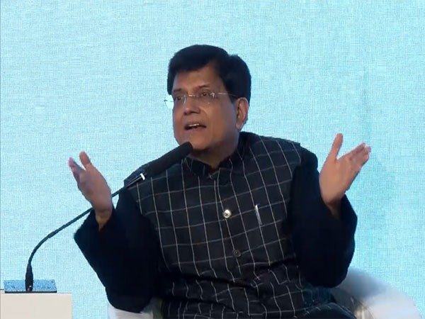 પીયૂષ ગોયલે ગુજરાતના વેજલપુર મતવિસ્તારમાં વિધાનસભા સ્તરના સ્ટાર્ટઅપ મહોત્સવમાં ભાગ લીધો 3 પીયૂષ ગોયલે ગુજરાતના વેજલપુર મતવિસ્તારમાં વિધાનસભા સ્તરના સ્ટાર્ટઅપ મહોત્સવમાં ભાગ લીધો https://www.pravinews.com/gujarat-news/ahmedabad-news/piyush-goyal-attends-assembly-level-startup-festival-in-gujarats-vejalpur-constituency-117224