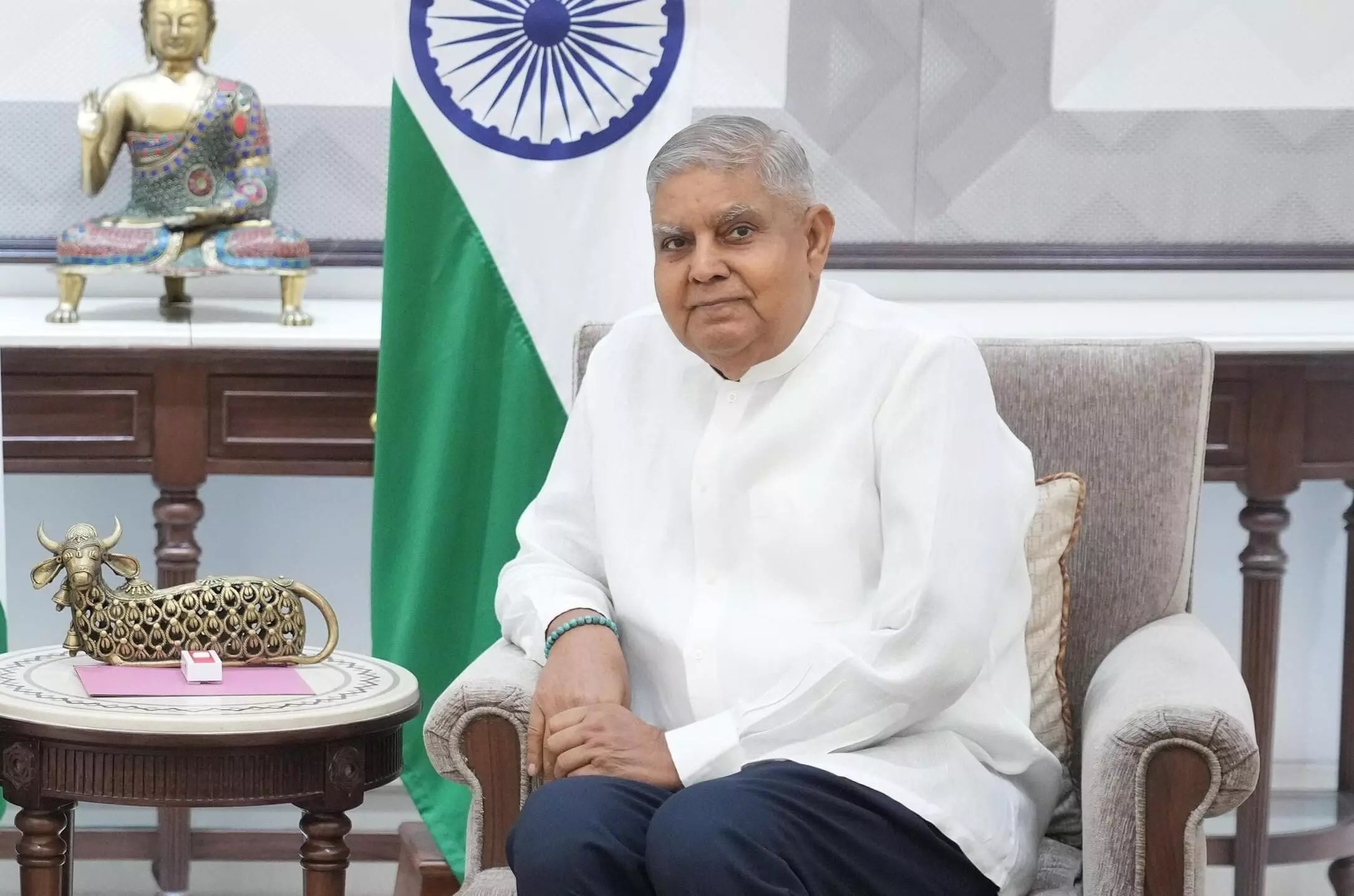 જગદીપ ધનખડે સર્વપક્ષીય બેઠક બોલાવી, ન્યાયાધીશના ઘરમાંથી રોકડ રકમની વસૂલાતના મુદ્દા પર ચર્ચા https://www.pravinews.com/world-news-in-gujarati/rajya-sabha-chair-jagdeep-dhankhar-calls-all-party-meet-to-discuss-cash-recovery-at-delhi-judge-house-118016