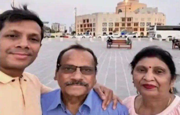 વડોદરાના યુવકને કતારની કંપનીમાં 3 મહિનાથી બનાવ્યો હતો બંધક https://www.pravinews.com/gujarat-news/vadodara-news/vadodara-youth-held-hostage-in-qatar-117122