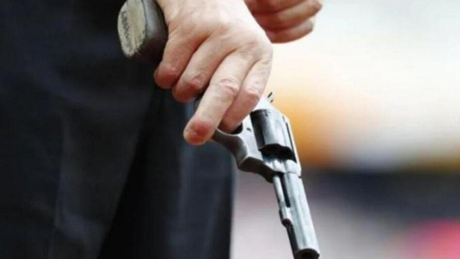 પટનામાં ધોળા દિવસે વેપારીની હત્યા, ગુનેગારોએ પાંચ ગોળીઓ મારી https://www.pravinews.com/world-news-in-gujarati/businessman-murdered-in-patna-criminals-fired-five-bullets-bihar-police-investigation-121205