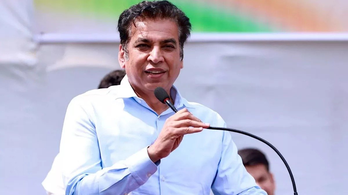 'ઈ-વ્હીકલ પોલીસી 2.0 ગરીબ વિરોધી પગલું', કોંગ્રેસના દેવેન્દ્ર યાદવે ભાજપ પર પ્રહારો કર્યા 2 'ઈ-વ્હીકલ પોલીસી 2.0 ગરીબ વિરોધી પગલું', કોંગ્રેસના દેવેન્દ્ર યાદવે ભાજપ પર પ્રહારો કર્યા https://www.pravinews.com/world-news-in-gujarati/delhi-congress-devender-yadav-condemn-e-vehicle-policy-2-attacks-bjp-120856