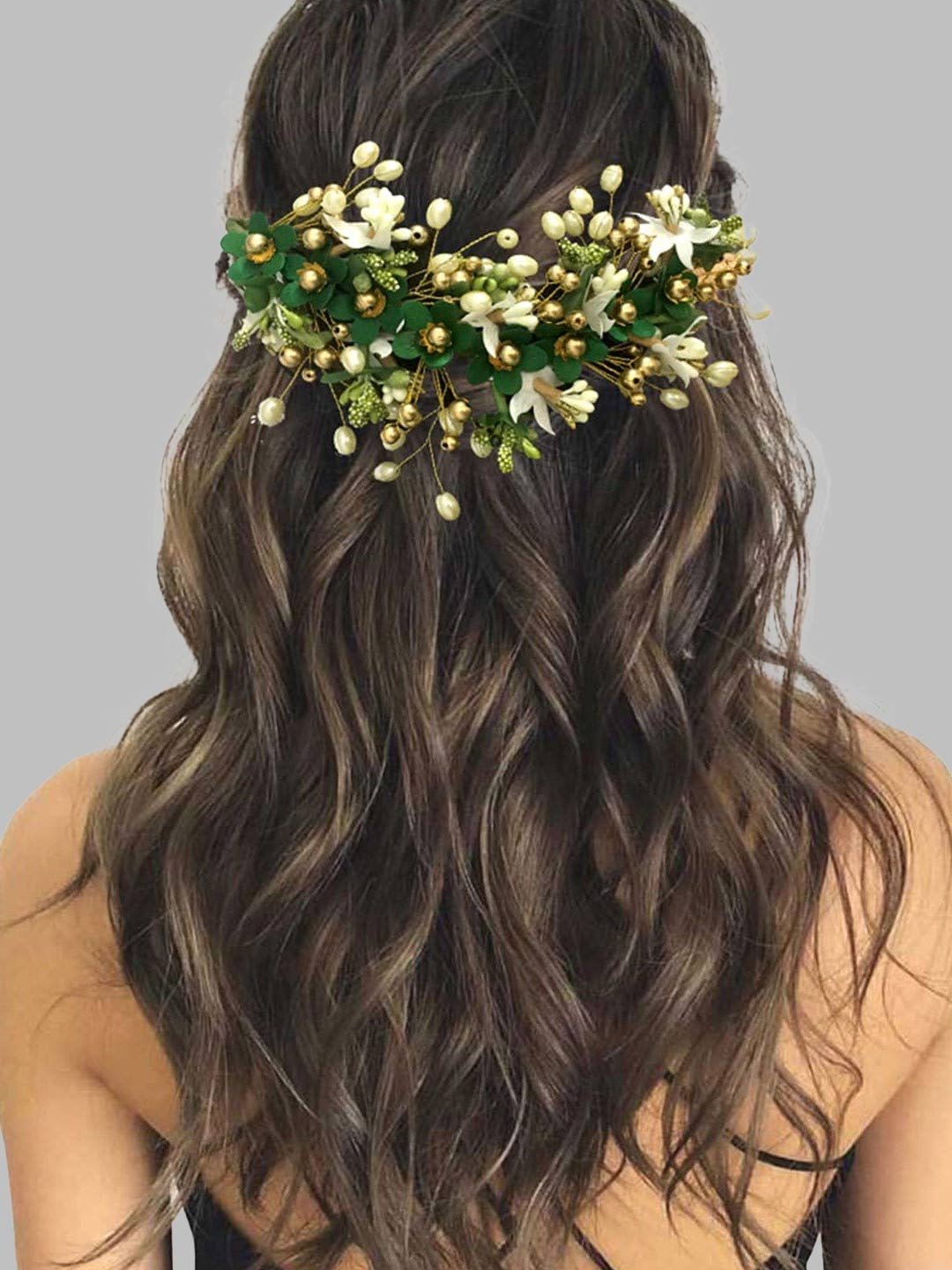 વાળની સુંદરતામાં વધારો કરશે આ 4 ડિઝાઈનર એસેસરીઝ, આ રીતે કરો ઉપયોગ https://www.pravinews.com/lifestyle/fashion-news/designer-4-hair-accessories-for-women-122685