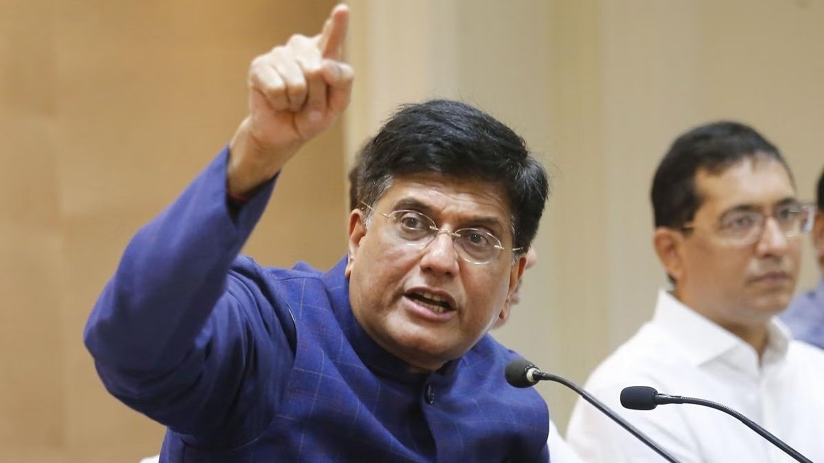 "અમે બંદૂકો રાખીને ક્યારેય સમાધાન કરતા નથી" , પિયુષ ગોયલે અમેરિકા સાથેના વેપાર સોદા પર વાત કરી https://www.pravinews.com/world-news-in-gujarati/piyush-goyal-said-india-to-protect-its-interests-in-trade-pact-with-us-121070