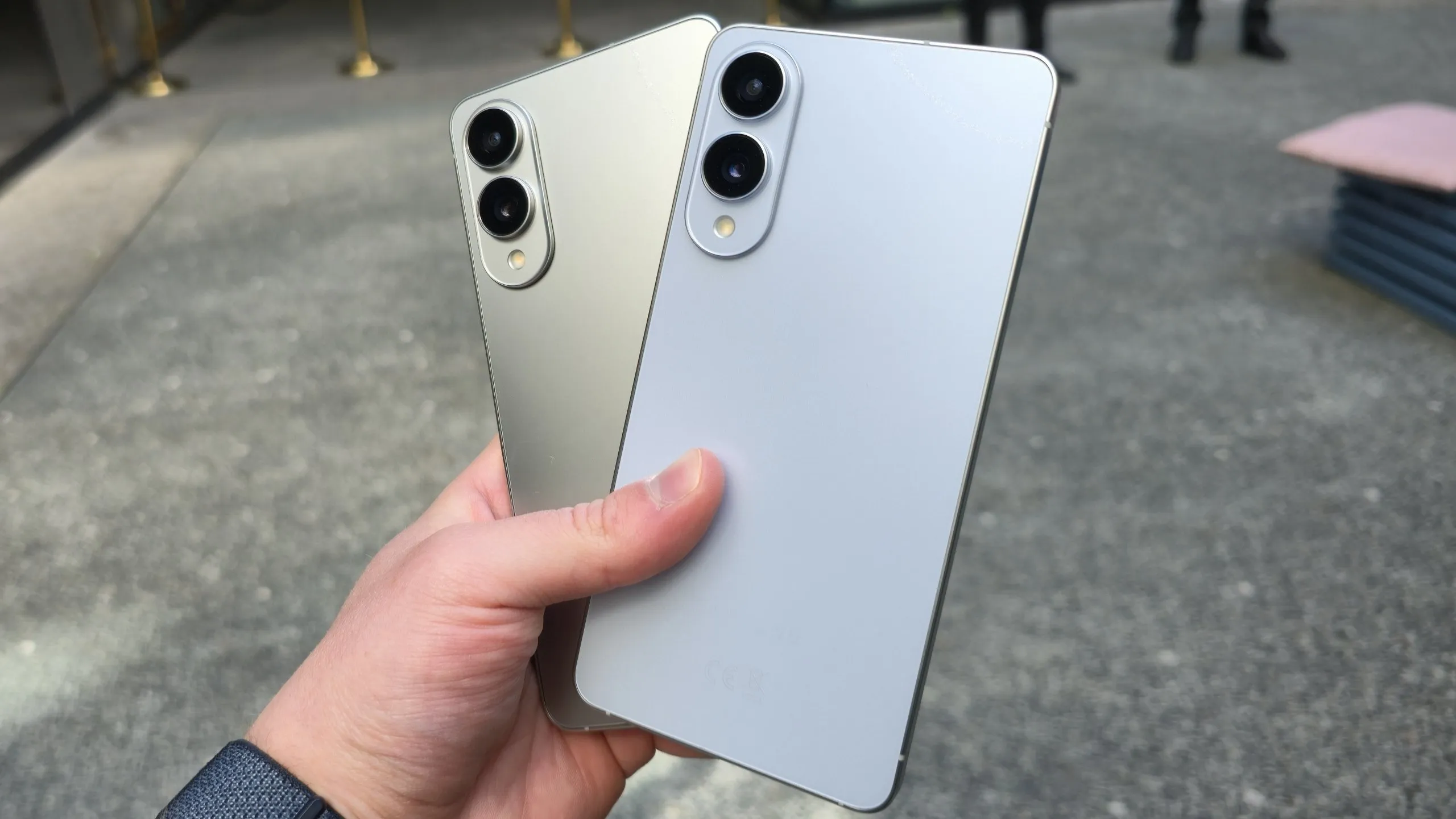 સેમસંગ ટૂંક સમયમાં સસ્તો સ્માર્ટફોન લોન્ચ કરશે, મીડિયાટેક પ્રોસેસર એન્ડ્રોઇડ 15 સાથે ઉપલબ્ધ થશે https://www.pravinews.com/technology/samsung-galaxy-a17-4g-affordable-phone-will-launched-soon-with-helio-g99-chip-125059