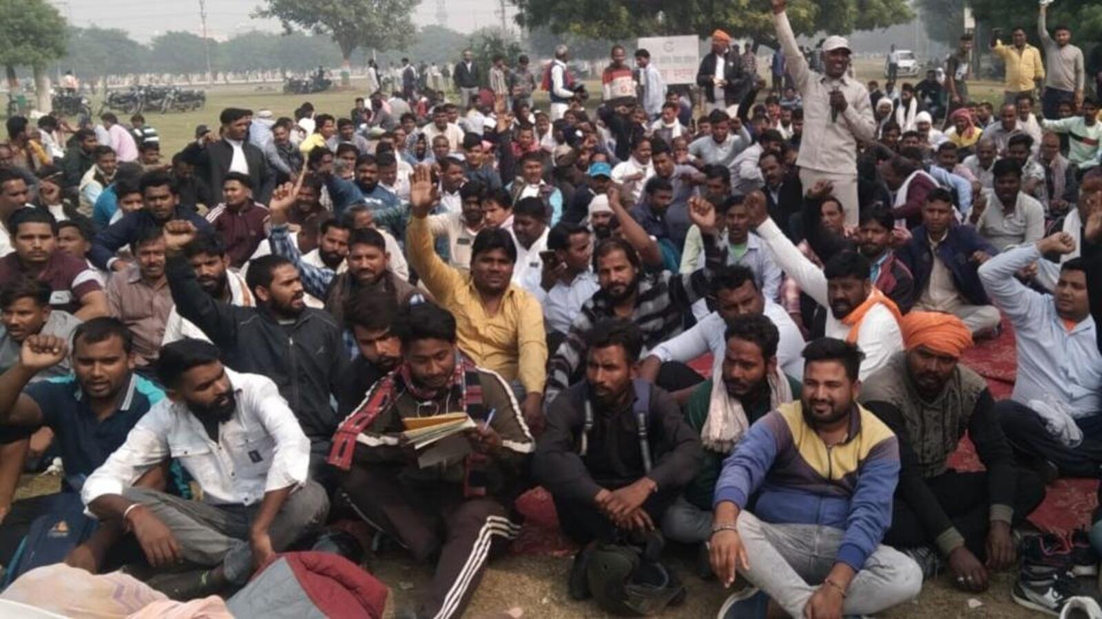 સુપ્રીમ કોર્ટે ગ્રેટર નોઈડા ઓથોરિટીને આપ્યો ઝટકો, 22 વર્ષ પછી 240 સફાઈ કર્મચારીઓને ફરીથી નોકરી પર રાખવામાં આવશે 2 સુપ્રીમ કોર્ટે ગ્રેટર નોઈડા ઓથોરિટીને આપ્યો ઝટકો, 22 વર્ષ પછી 240 સફાઈ કર્મચારીઓને ફરીથી નોકરી પર રાખવામાં આવશે https://www.pravinews.com/world-news-in-gujarati/supreme-court-greater-noida-authority-instructions-reinstatement-sanitation-workers-124054