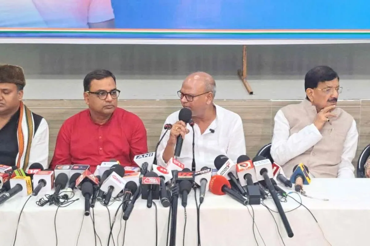 બિહાર વિધાનસભા ચૂંટણી પહેલા ભાજપને મોટો ફટકો, આ નેતા કોંગ્રેસમાં જોડાયા https://www.pravinews.com/world-news-in-gujarati/bihar-assembly-elections-bjp-leader-joined-congress-party-126348