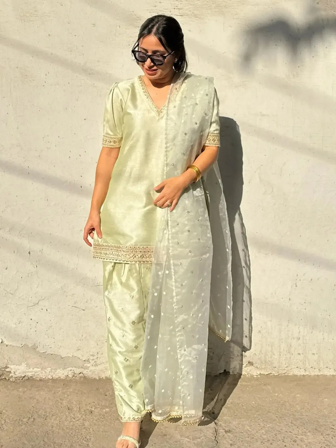 ફરશી સલવાર સૂટ ડિઝાઇન્સ: આ 3 પ્રકારના ફરશી સલવાર સૂટને સ્ટાઇલ કરો, ડિઝાઇન જુઓ https://www.pravinews.com/lifestyle/fashion-news/trendy-3-farshi-salwar-suit-designs-for-women-126318