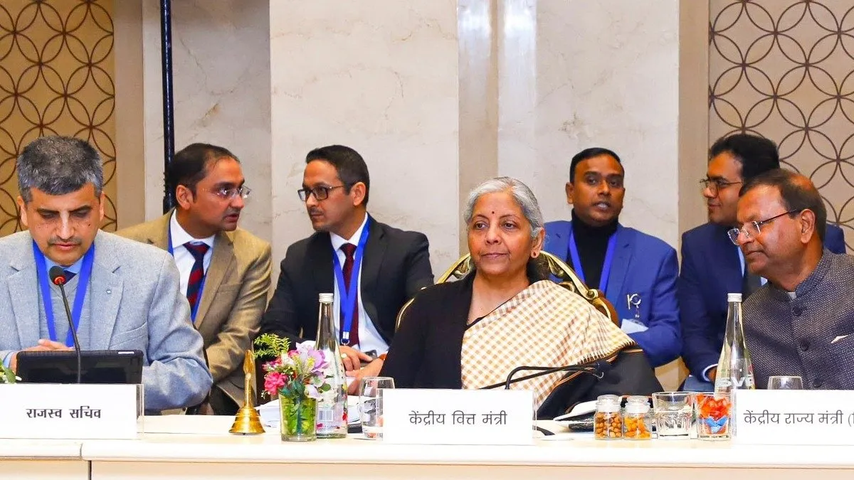 GST કાઉન્સિલની બેઠકની તારીખો જાહેર, દિવાળી પહેલા કર રાહત! શું ફેરફાર થઈ શકે છે? 2 GST કાઉન્સિલની બેઠકની તારીખો જાહેર, દિવાળી પહેલા કર રાહત! શું ફેરફાર થઈ શકે છે? https://www.pravinews.com/business/gst-council-meeting-dates-announced-tax-relief-before-diwali-can-there-be-any-changes-129267