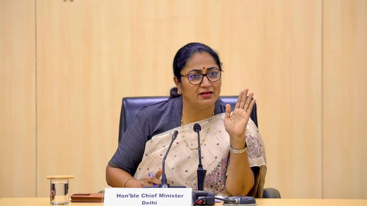 દિલ્હી સરકારને કોર્ટે ફટકાર લગાવી, EV વાહનો માટે સબસિડી ચૂકવવામાં આવશે https://www.pravinews.com/business/court-reprimands-delhi-government-says-subsidy-will-be-paid-for-ev-vehicles-130029