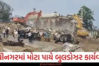 ગુજરાતમાં મોટા પાયે બુલડોઝર કાર્યવાહી, સાબરમતીના કિનારે 700 થી વધુ બાંધકામો કરાશે જામીનદોષ https://www.pravinews.com/gujarat-news/gujarat-ka-mausam-january-2025-weather-update-winter-forcast-coldwave-imd-new-report-83935