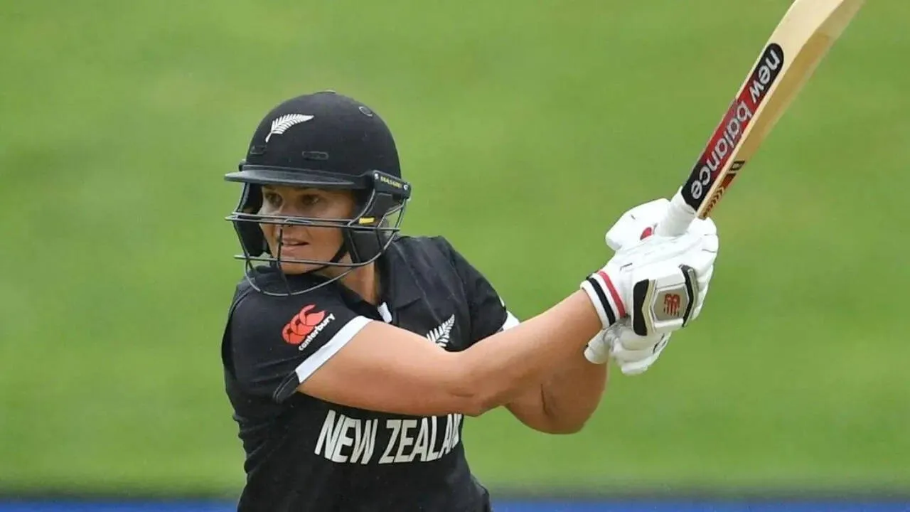 ન્યુઝીલેન્ડની આ ખેલાડીએ ઇતિહાસ રચ્યો, આમ કરનારી તે પ્રથમ મહિલા ક્રિકેટર બની https://www.pravinews.com/sports/this-new-zealand-player-created-history-becoming-the-first-female-cricketer-to-do-so-130349