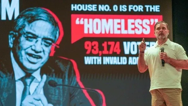 રાહુલ ગાંધીના વોટ ચોરીના મોટા આરોપનો થયો ખુલાસો, ચૂંટણી પંચે આ દાવાને ગણાવ્યો પાયાવિહોણો https://www.pravinews.com/politics/rahul-gandhis-big-allegation-of-vote-theft-exposed-election-commission-calls-this-claim-baseless-130380